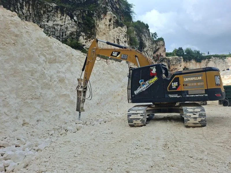 Kegiatan penambangan PT Bio Alam Indonesia Persada